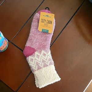 Northeast Cozy Cabin Socks